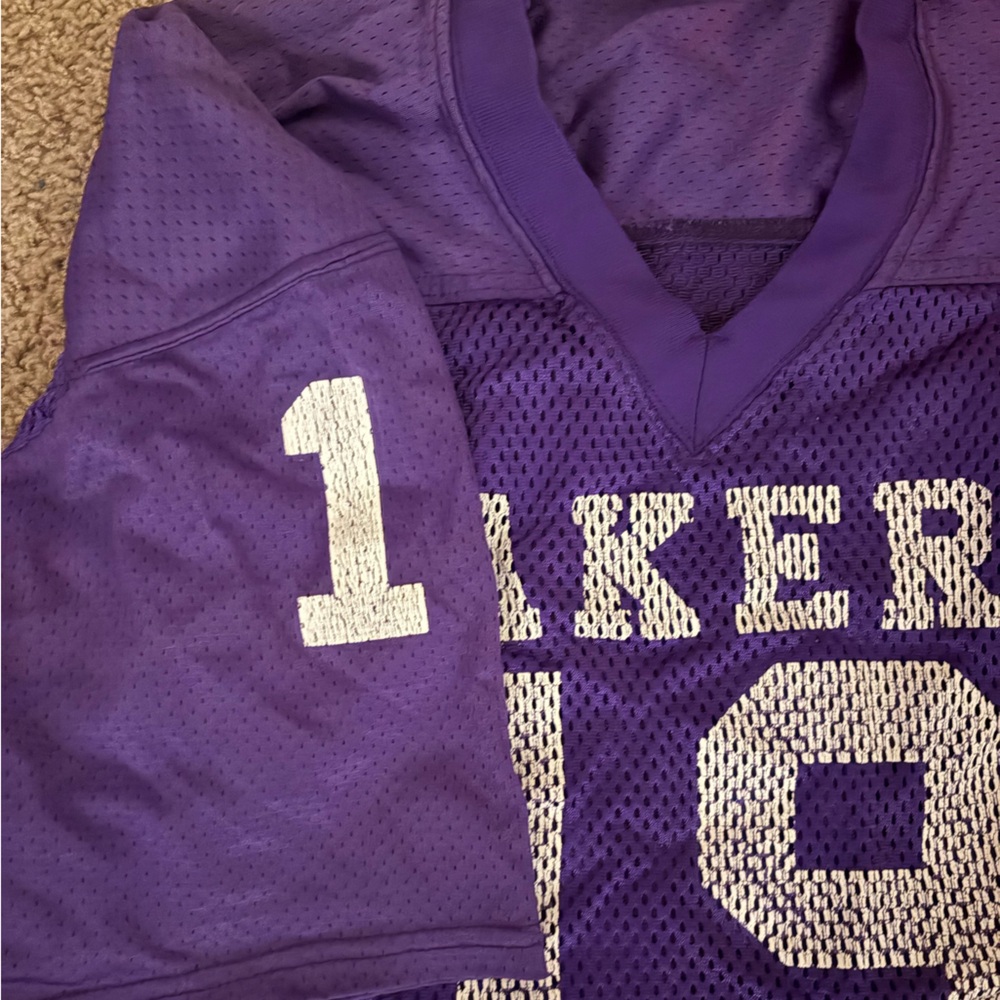 Lakers Jersey Cut Off